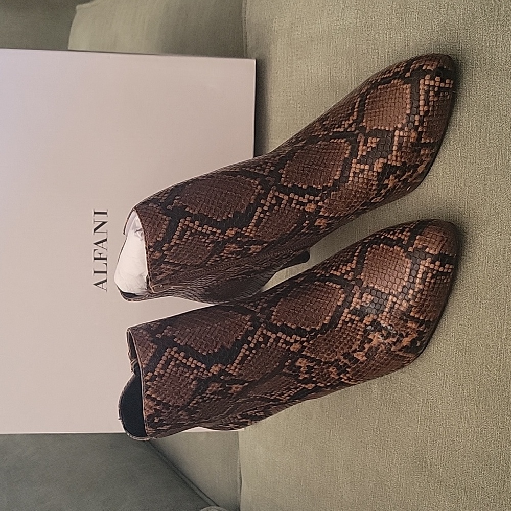 Ankle boots